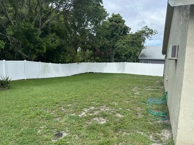 1042 Nw 6th Ave - Photo 7 of 7