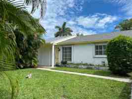 featured image of 915 Riverwood Ln