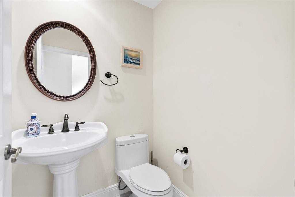 9505 Aegean Dr - Photo 5 of 50