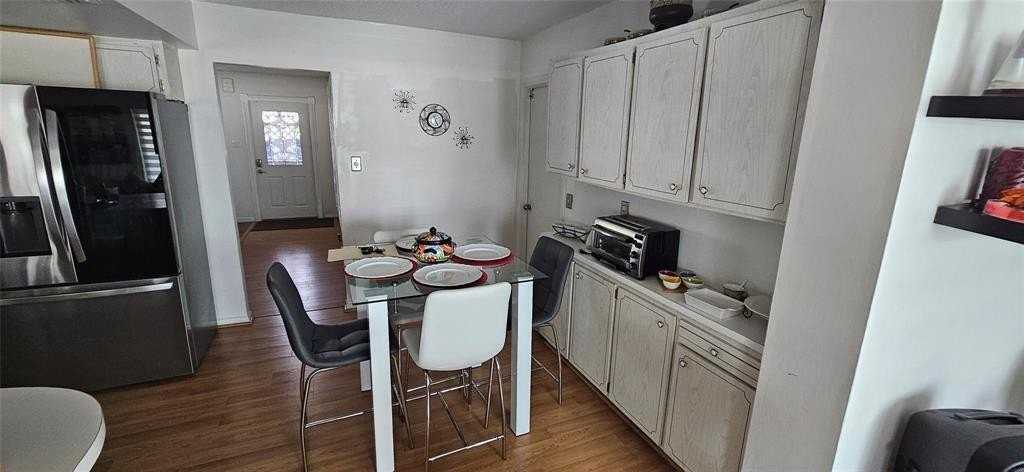 7000 Nw 11th St - Photo 4 of 11