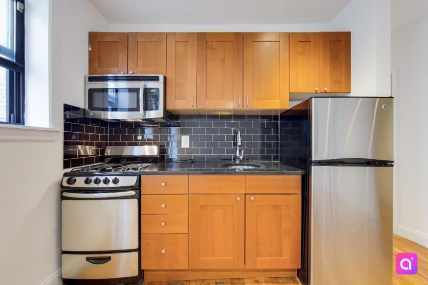 4107 28th Ave - Photo 4 of 4