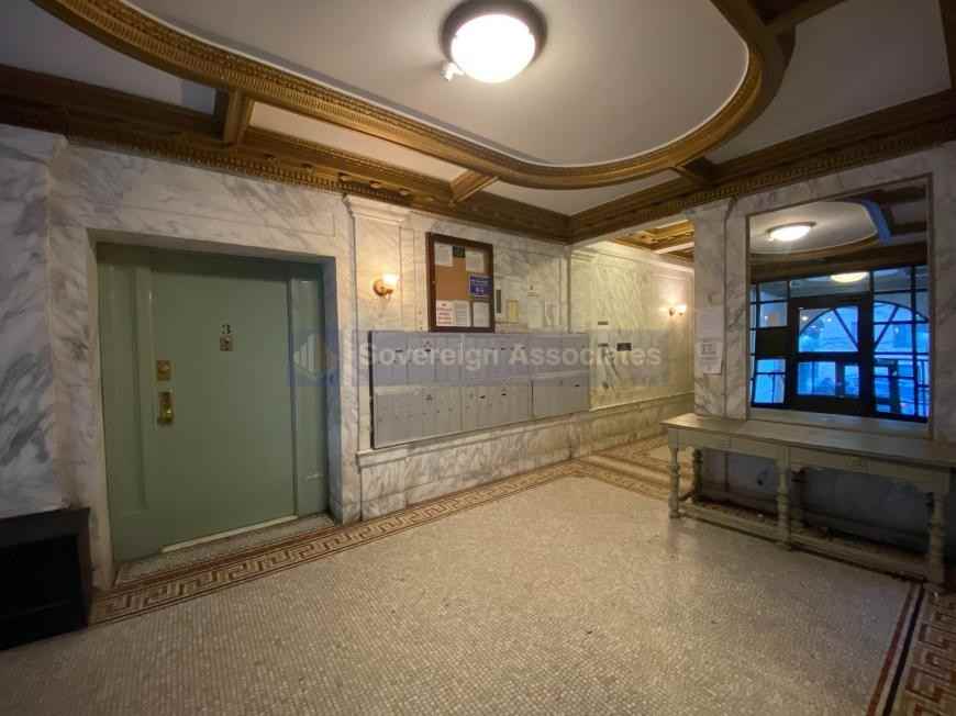 255 Fort Washington Ave - Photo 2 of 8