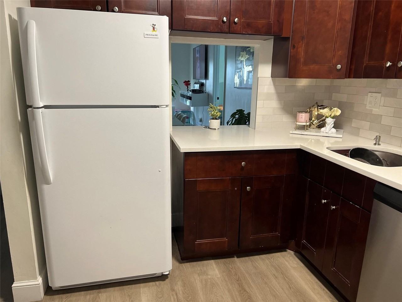 1061 Nw 45th St #8 - Photo 3 of 13
