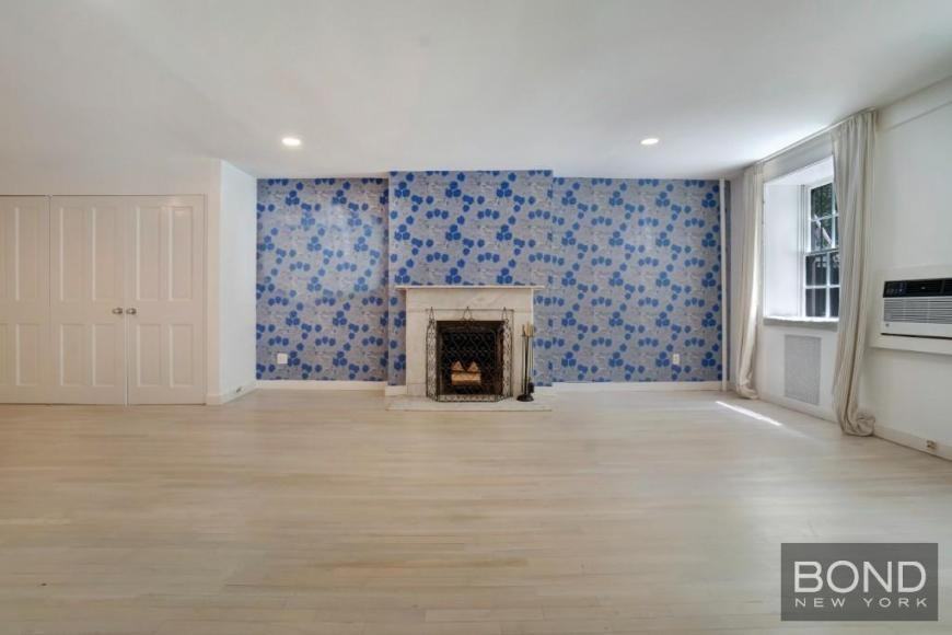 233 E 18th St - Photo 4 of 10