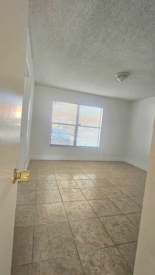 1641 Balfour Point Dr #A - Photo 5 of 9