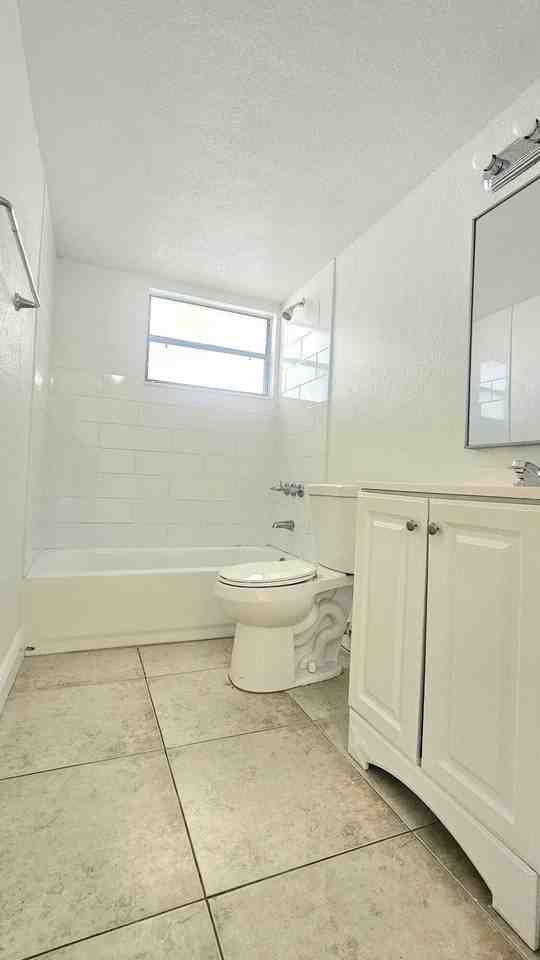1641 Balfour Point Dr #A - Photo 7 of 9