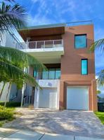 featured image of 348 Balboa St