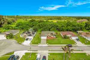 featured image of 6416 Las Palmas Way