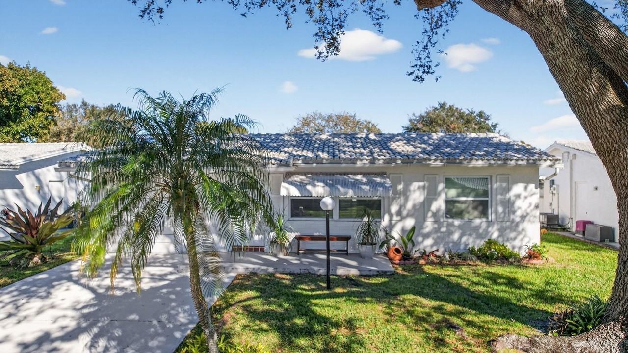 8845 Nw 14th St