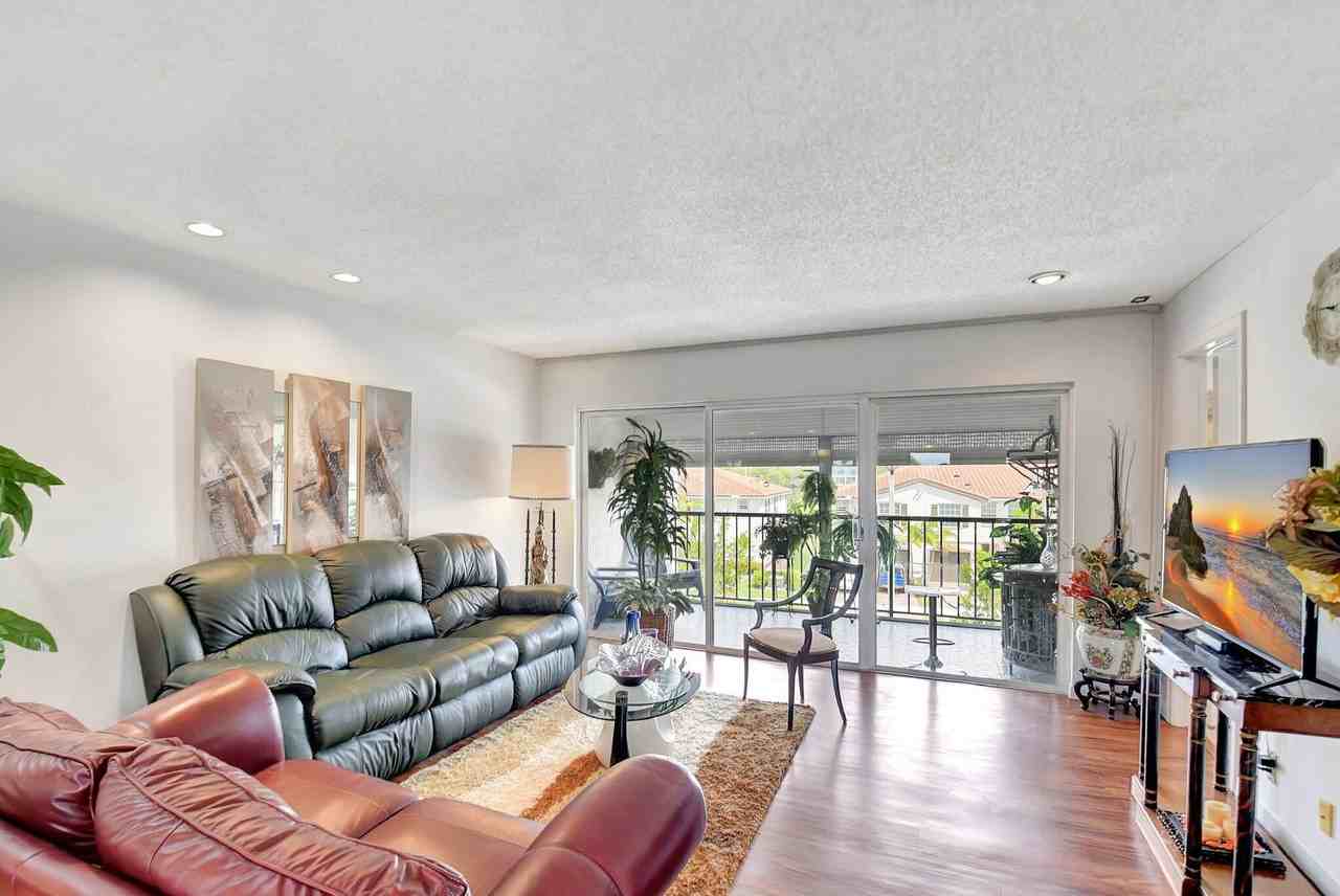 4070 Tivoli Ct #307 - Photo 4 of 43