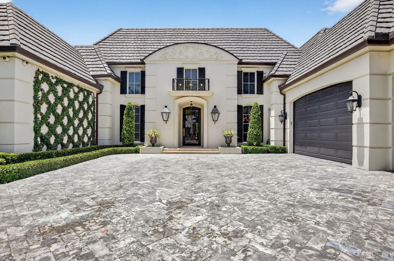 377 E Coconut Palm Rd - Photo 4 of 50