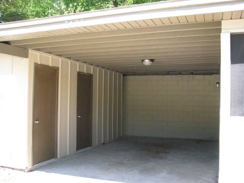 7439 Stonehurst Rd N - Photo 3 of 12