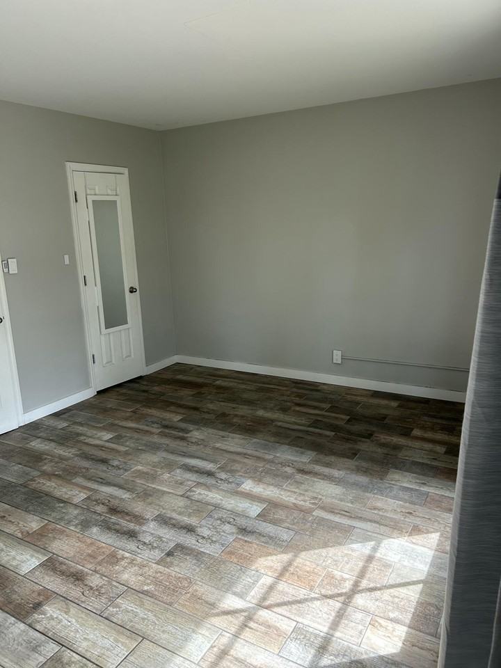 214 S Palmway - Photo 3 of 10