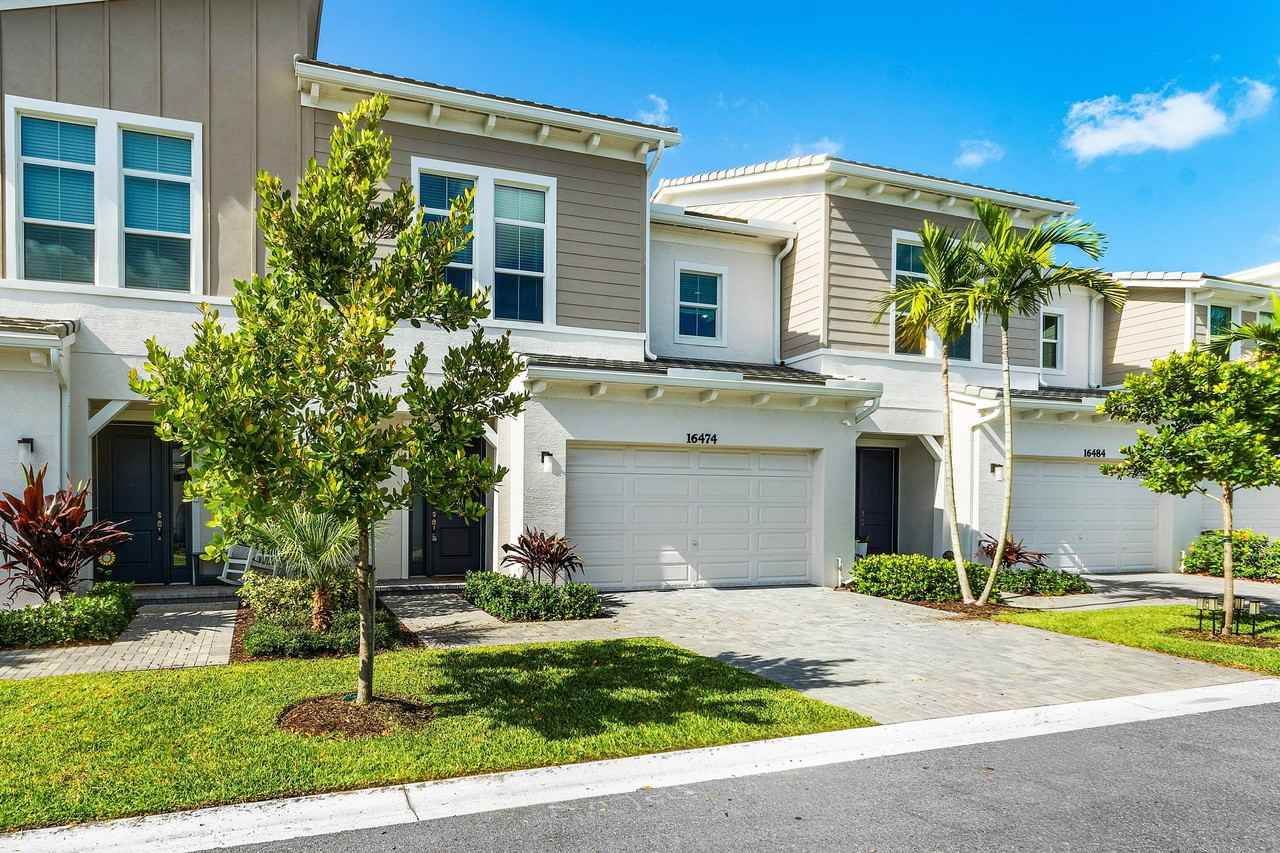 16474 Helix Ct - Photo 4 of 48