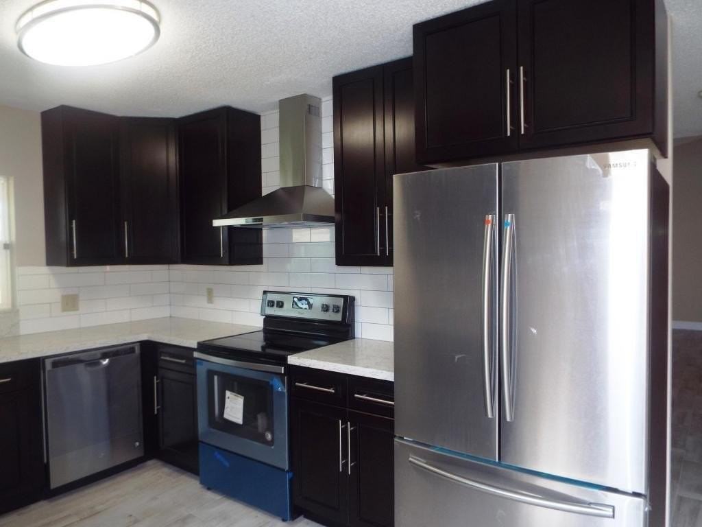 1268 Pinetta Cir - Photo 4 of 18