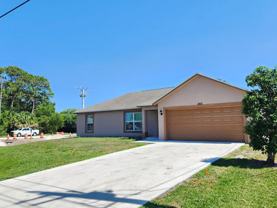 842 Se Walters Ter - Photo 1 of 1