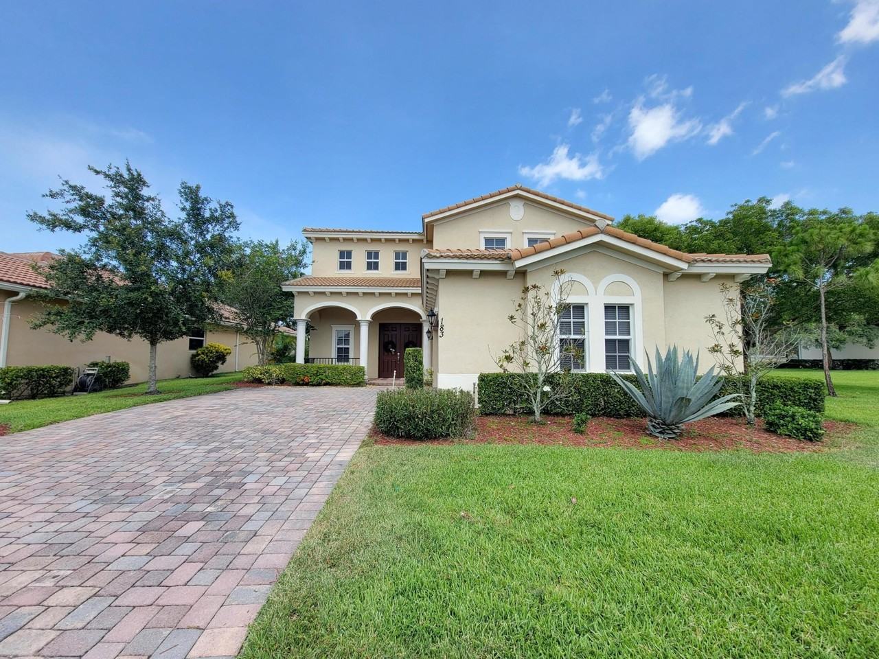 183 Rudder Cay Way - Photo 2 of 49