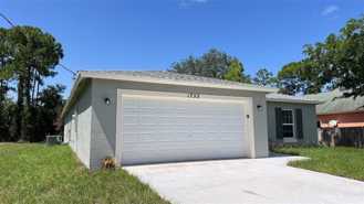 1755 Sw Cannon Ave - Photo 1 of 1