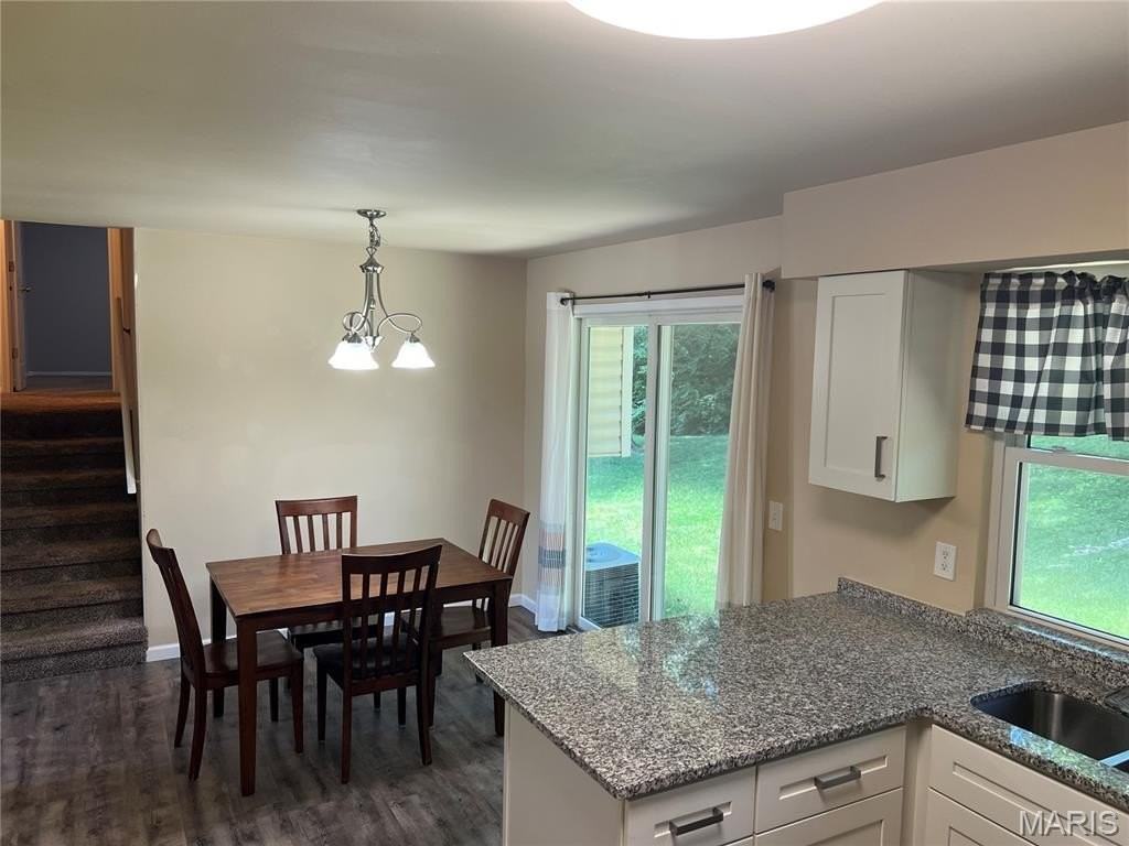 18 Duffy Ct - Photo 7 of 21