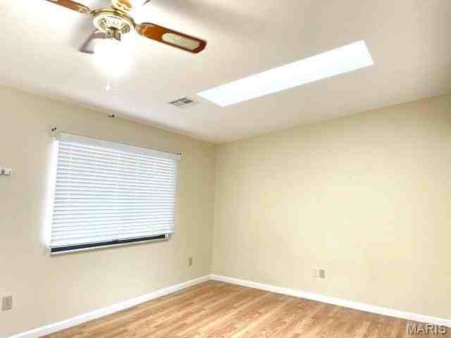 97 Peachtree Ln - Photo 3 of 11
