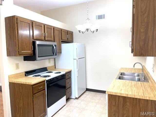 97 Peachtree Ln - Photo 7 of 11