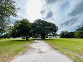 featured image of 8010 Se Us Highway 301 #5C