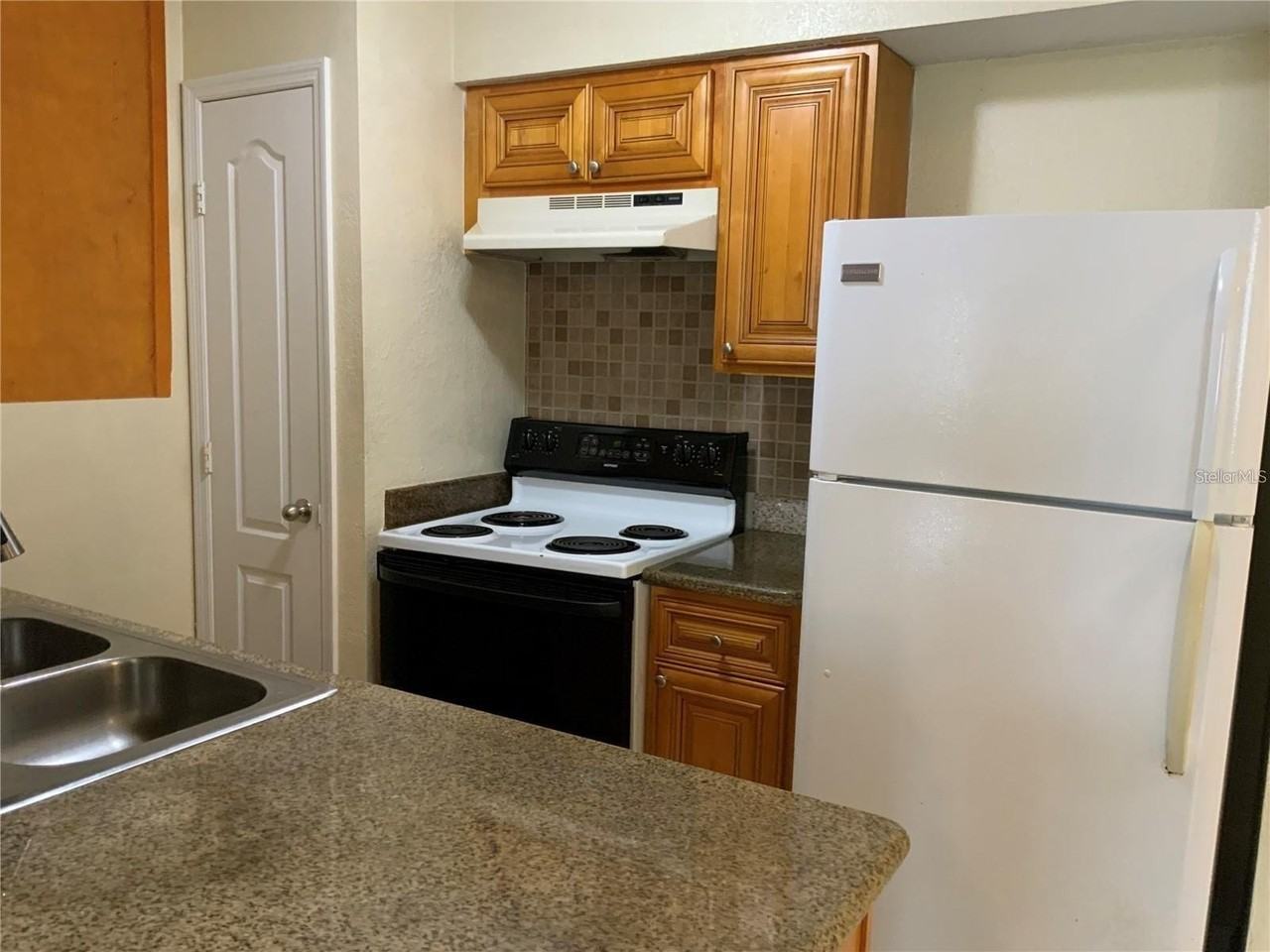 235 Red Maple Pl #235 - Photo 6 of 16