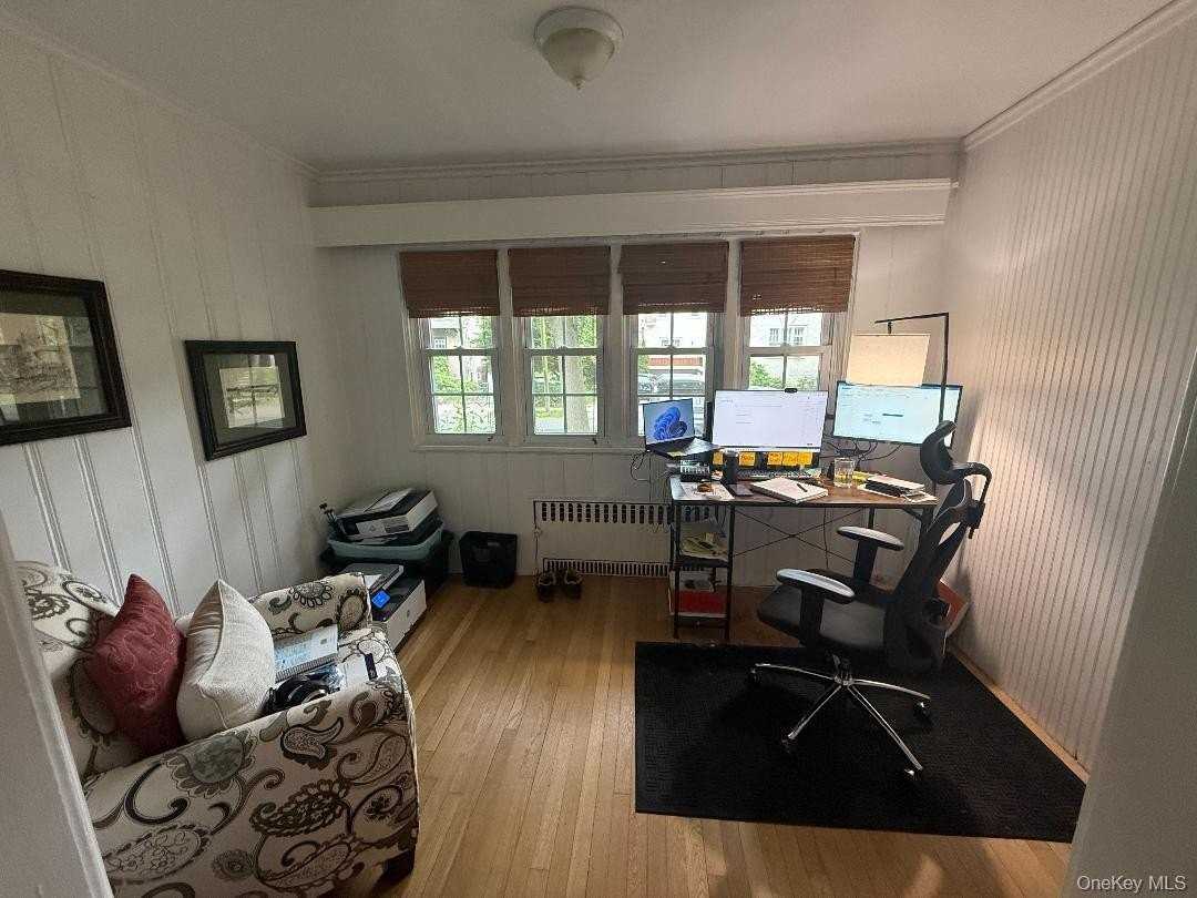 460 Carol Pl - Photo 6 of 11