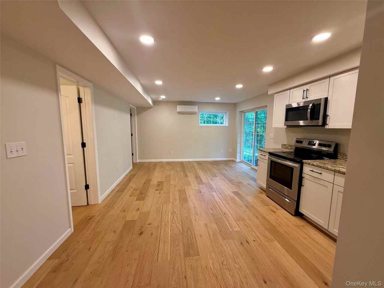 1230 Mountain Rd - Photo 4 of 7