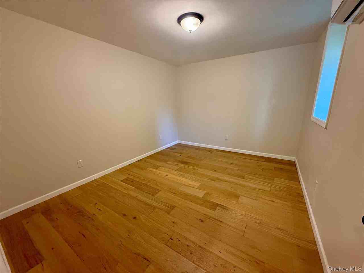 1230 Mountain Rd - Photo 6 of 7