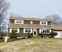 featured image of 23 Grossman St