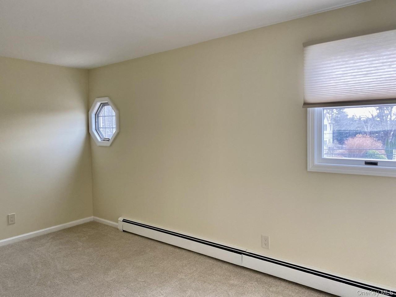 23 Grossman St - Photo 3 of 12