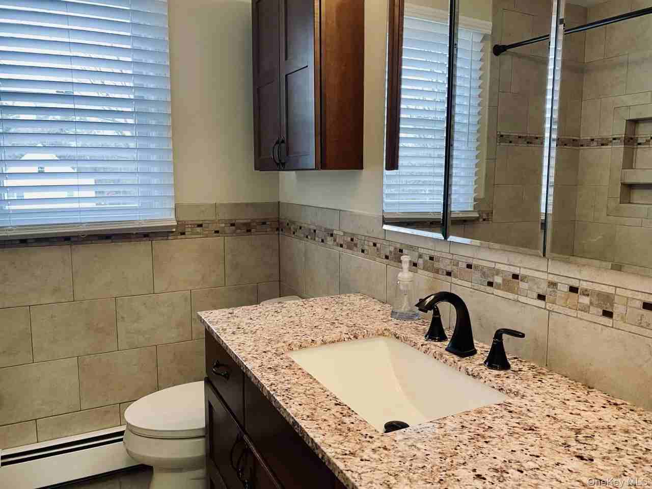 23 Grossman St - Photo 5 of 12