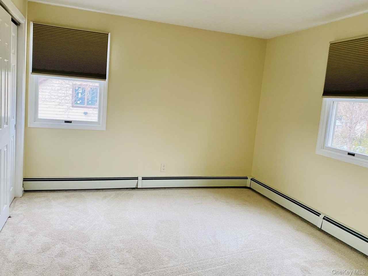 23 Grossman St - Photo 6 of 12