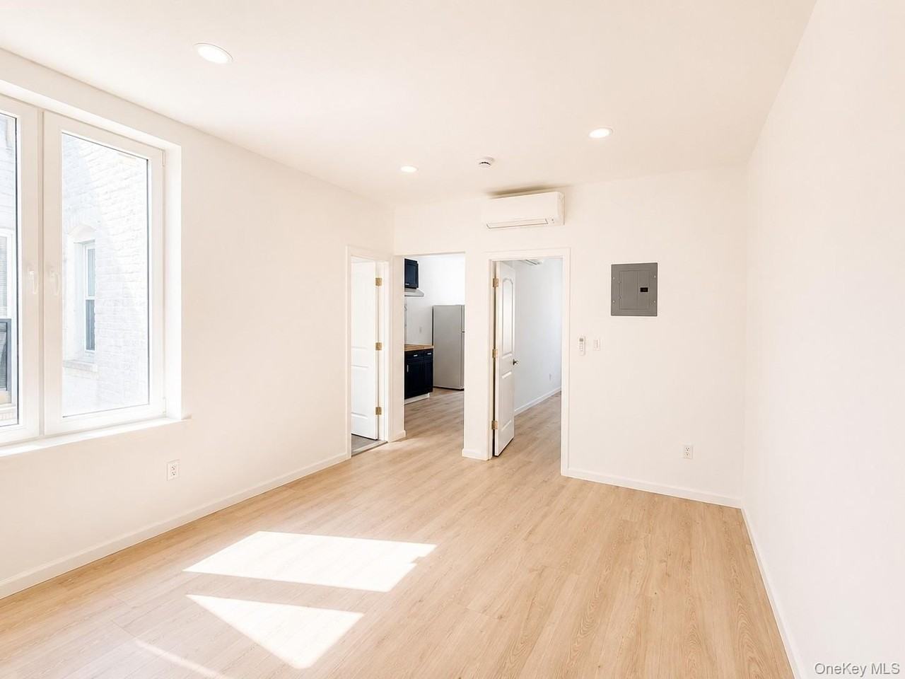 6946 64th St #2R - Photo 2 of 8