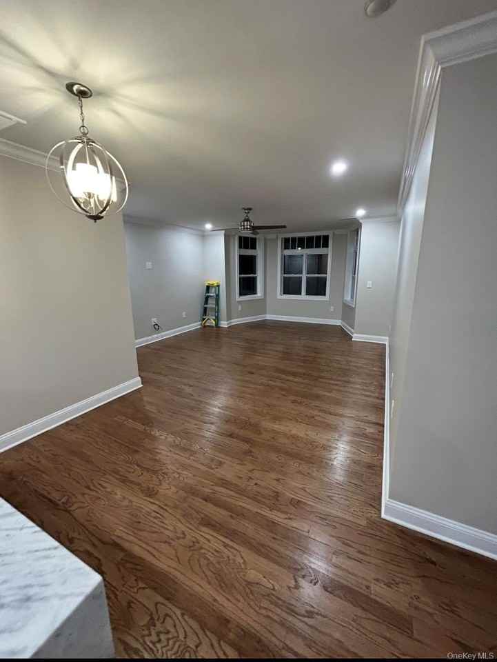 3302 Leeward Dr - Photo 3 of 6