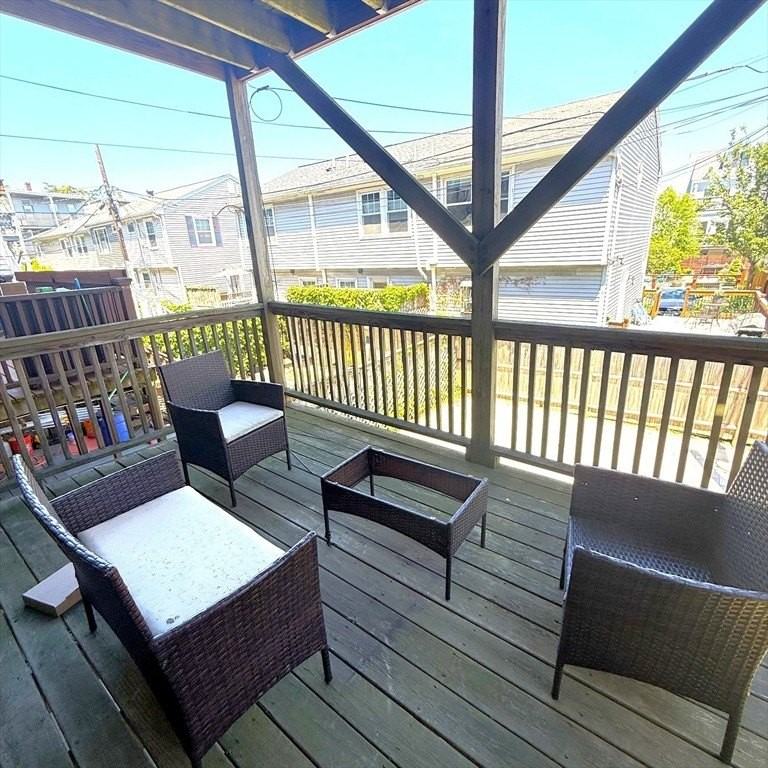 518 E 3rd St #1 - Photo 7 of 7