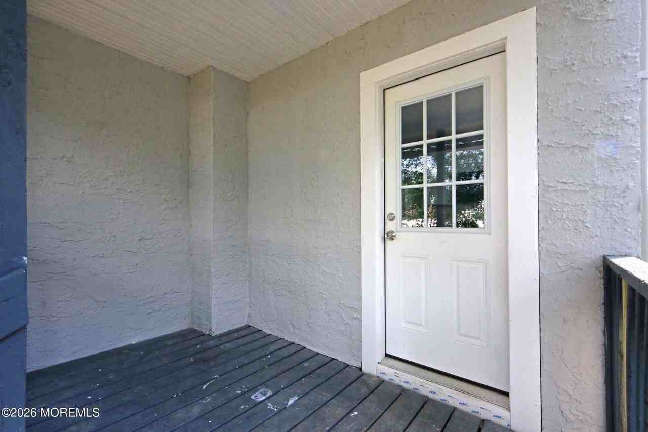 183 Ridge Ave - Photo 2 of 23