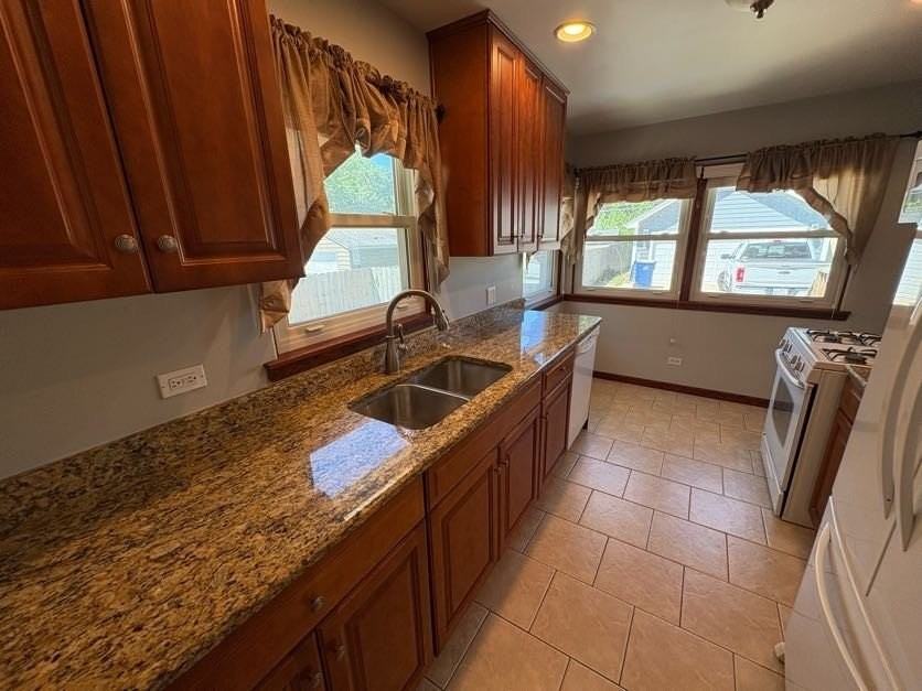 126 N Illinois Ave - Photo 5 of 17