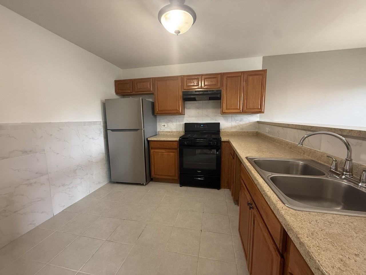 1954 Nautilus Ln - Photo 4 of 13