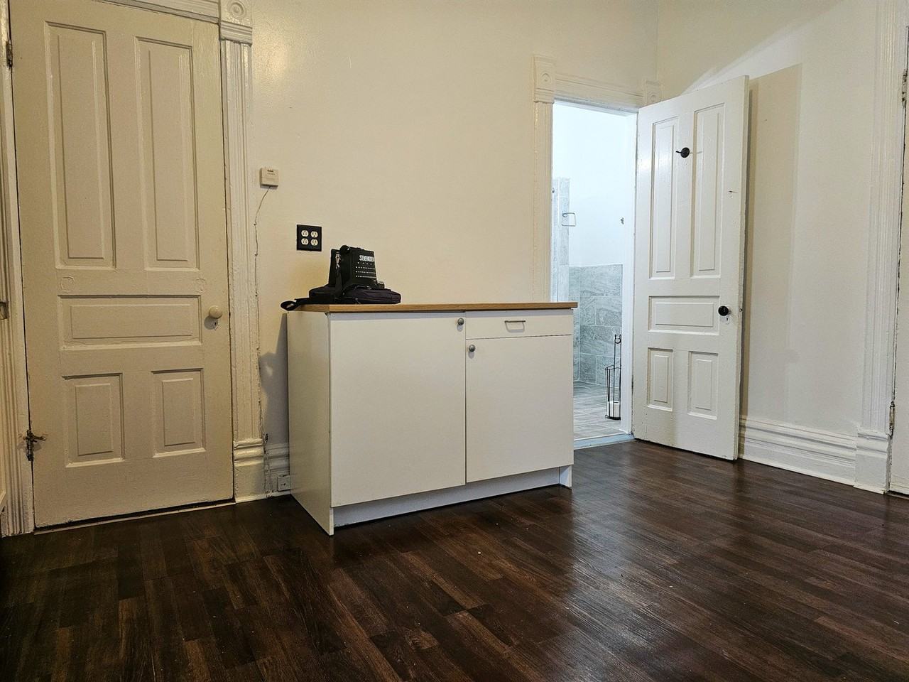 2739 W 16th St #1R - Photo 4 of 15