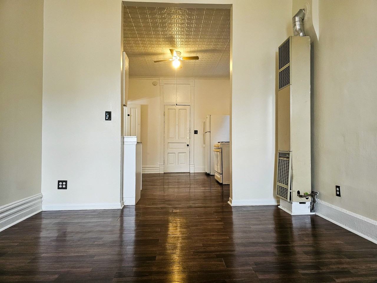 2739 W 16th St #1R - Photo 6 of 15