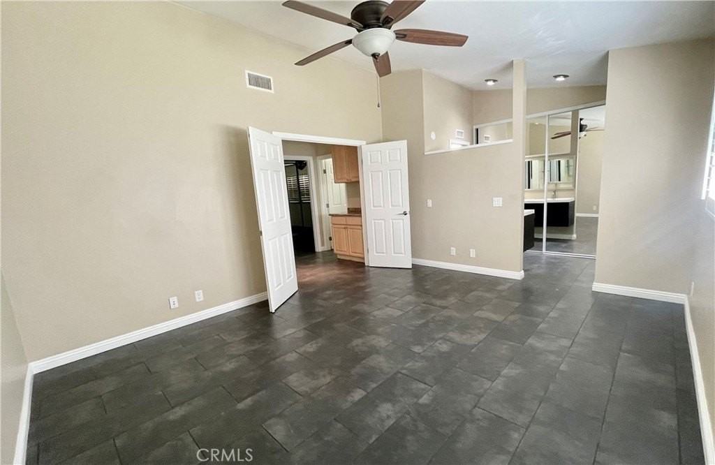 7566 E Woodsboro Ave - Photo 6 of 12