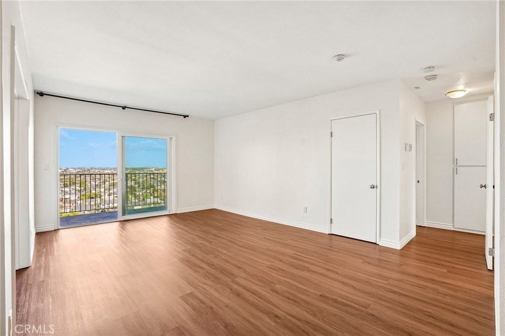 1108 Camino Real - Photo 2 of 34