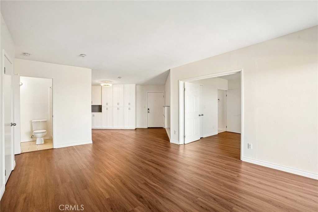 1108 Camino Real - Photo 4 of 34