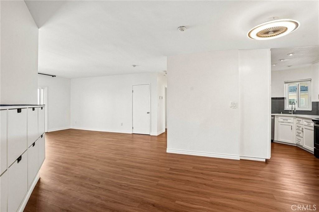 1108 Camino Real - Photo 6 of 34