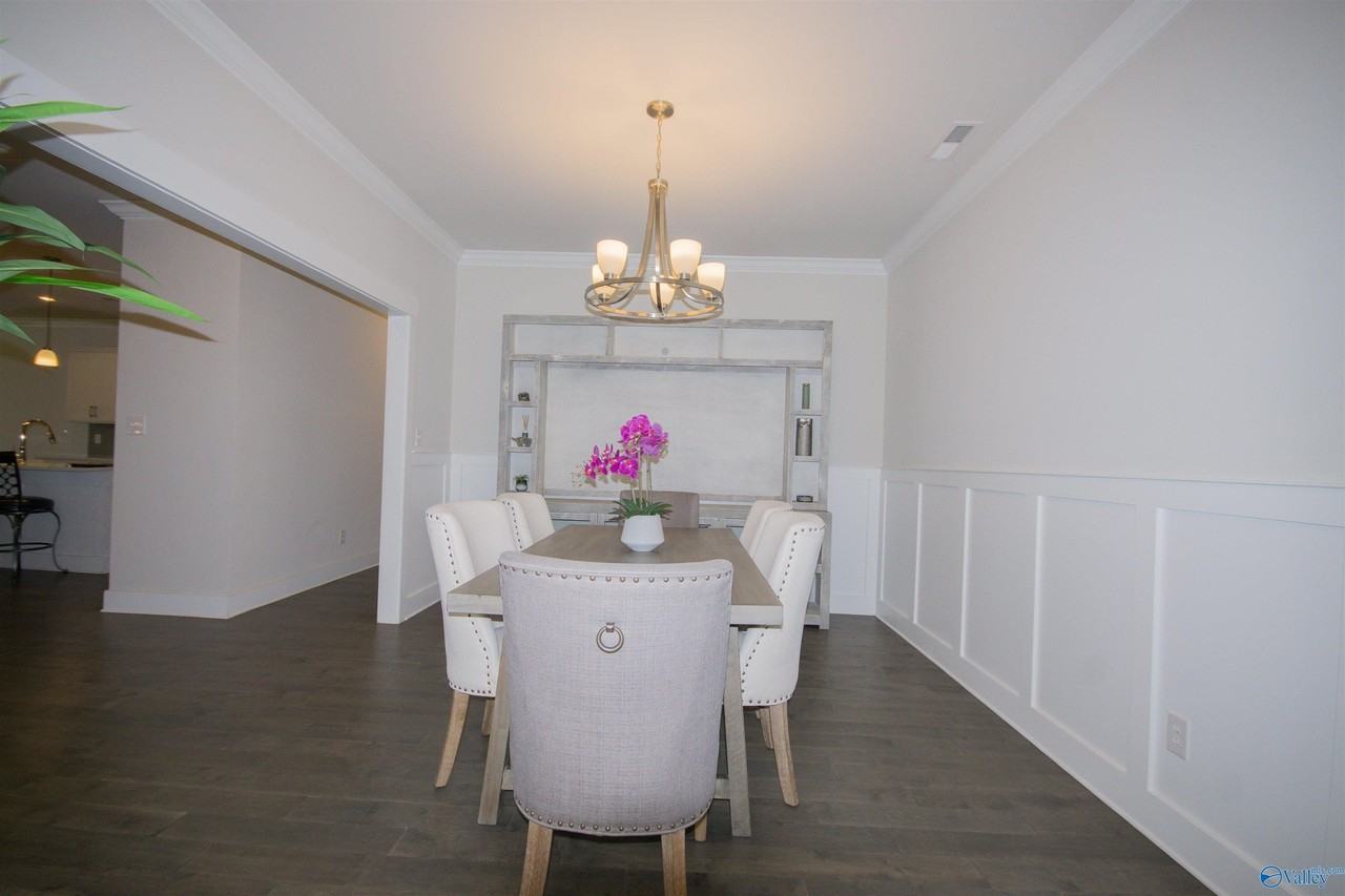 100 Bartram Way - Photo 7 of 48