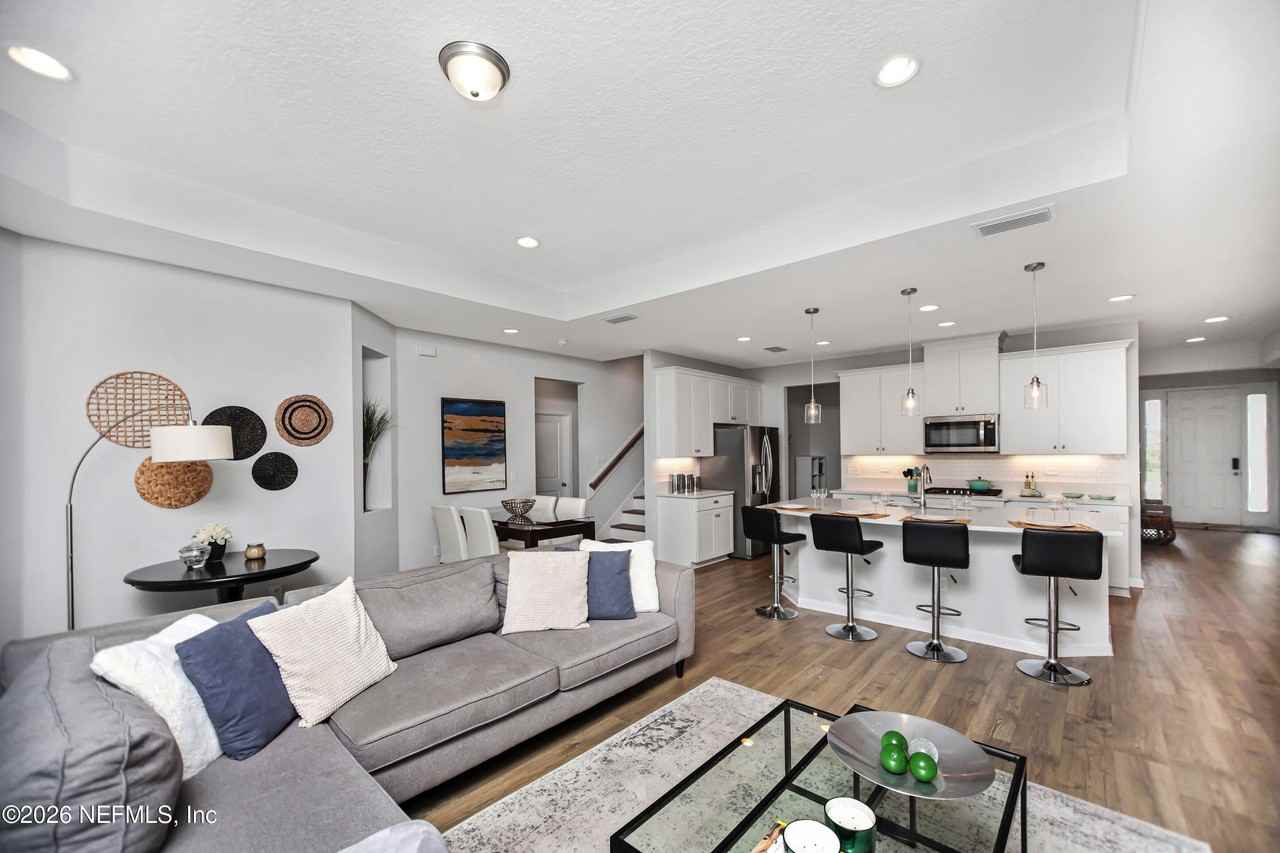 179 Horsetail Ct - Photo 7 of 50