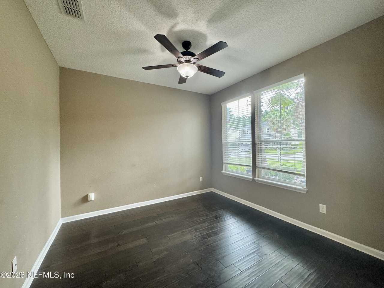 12070 Wynnfield Lakes Cir - Photo 3 of 29