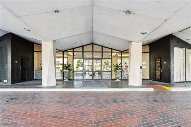 2100 Saint Charles Ave #3J